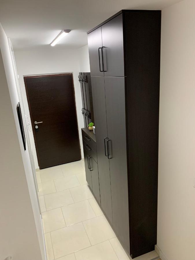 Apartman Jasmin - Blizu Panonskih Jezera I Centra Grada Tuzla Exterior foto
