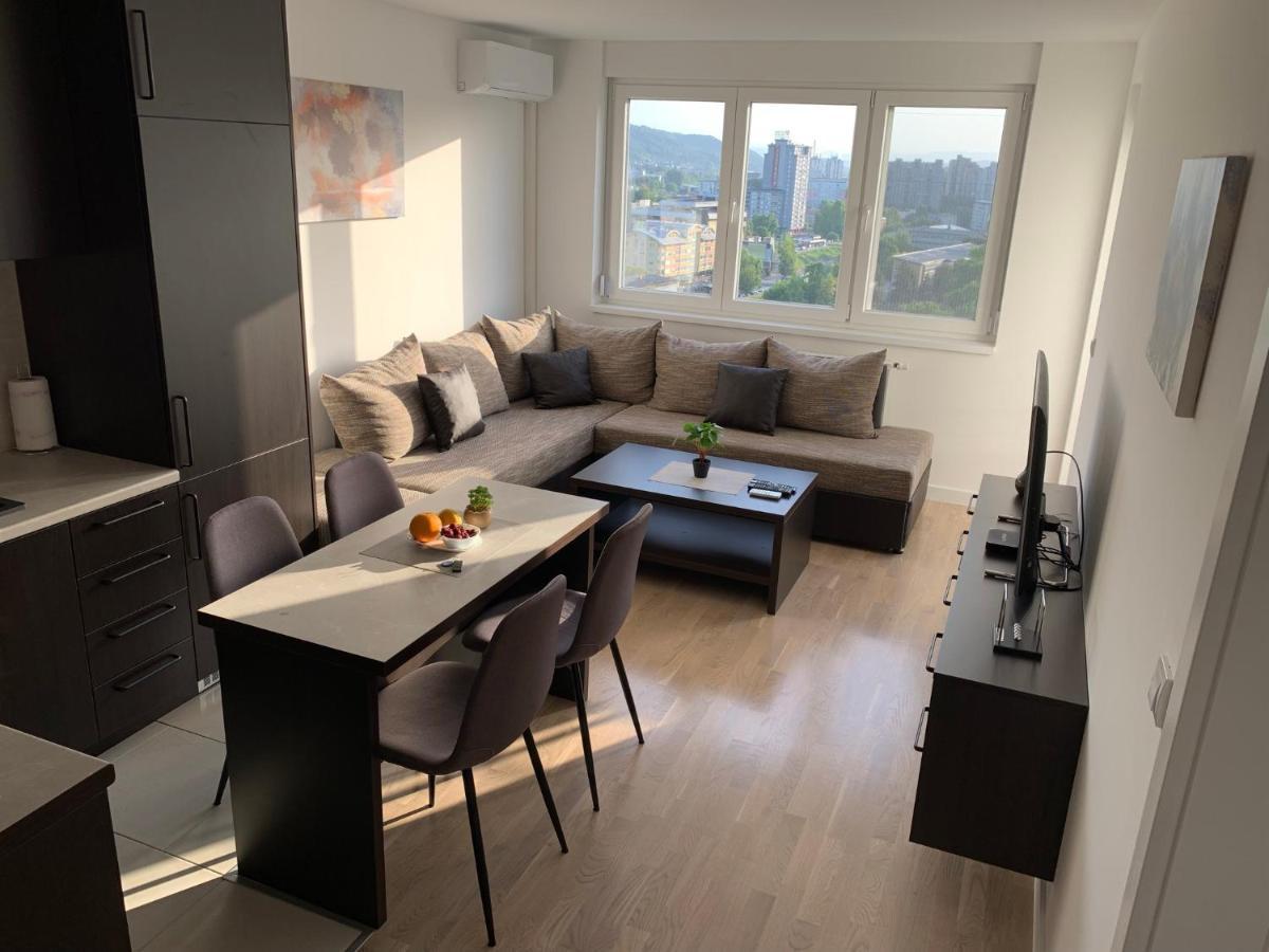 Apartman Jasmin - Blizu Panonskih Jezera I Centra Grada Tuzla Exterior foto
