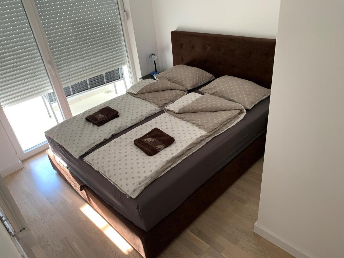Apartman Jasmin - Blizu Panonskih Jezera I Centra Grada Tuzla Exterior foto